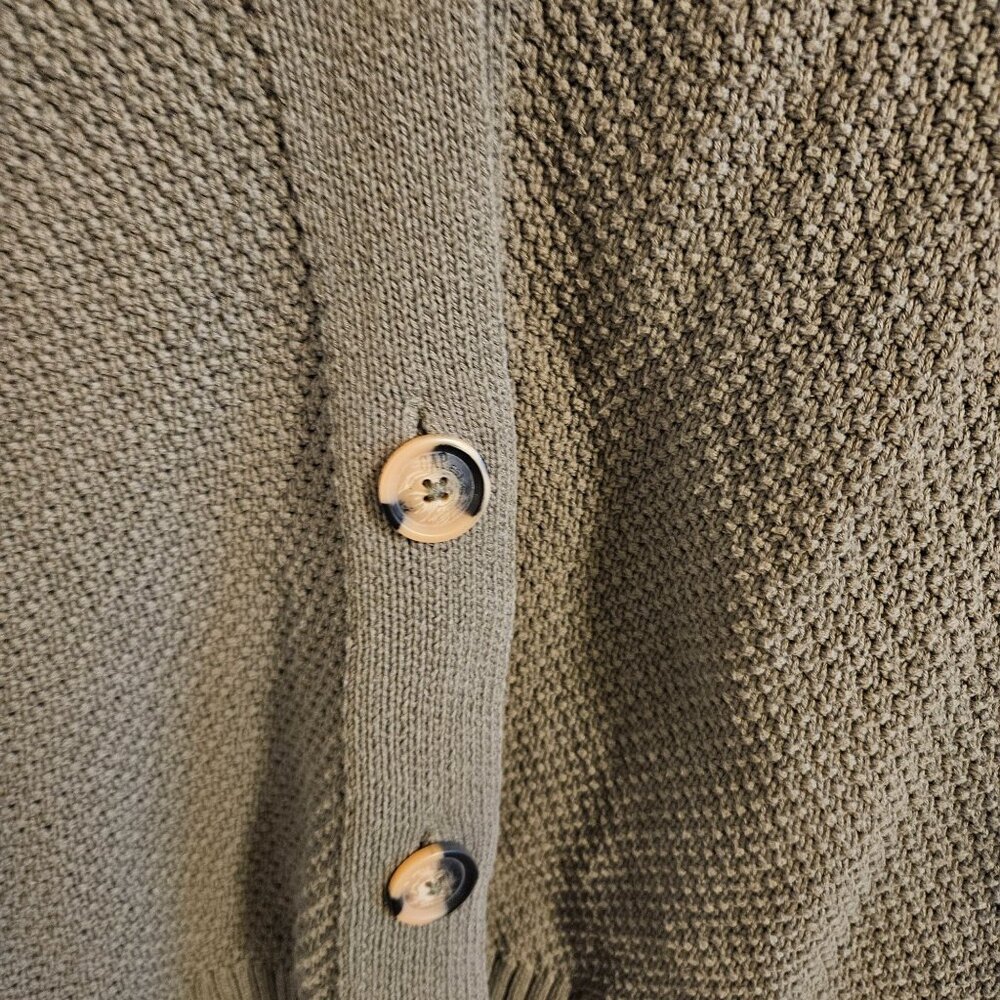 Gap Woman Size L 100% Cotton Cardigan V Neck Textured Classic Preppy Side Vents - Picture 4 of 5